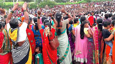 'या' दाेन गावांतील महिला यंदा एकमेकांना शिव्या देणार नाहीत