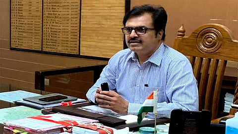 Citizens respond positively to the administration during Ganeshotsav on the backdrop of Corona says collector nashik marathi news