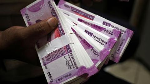 ठेकेदार अडचणीत; 9 कोटी अडकले, कामही थांबले