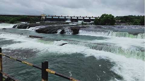 Khadakwasla_Dam