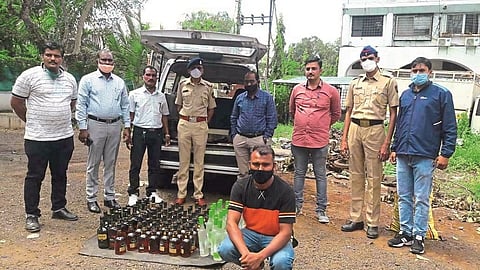 Liquor seized nashik