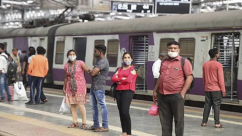 'या' रेल्वे स्थानकावरील 10 रुपयांचं प्लॅटफॉर्म तिकीट मिळणार आता 50 रुपयांना