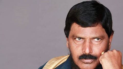 Raj Thackeray just remembered Ayodhya Sambhaji Raje should stay with BJP Ramdas athawale satara