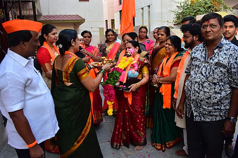 Shivamurti installed for the first time in Solapur homes