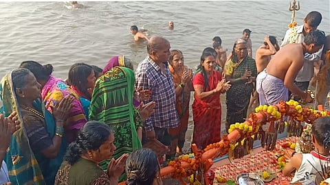 The pilgrimage to the bath on the confluence of the Panchganga river at Prayag began today in a religious atmosphere