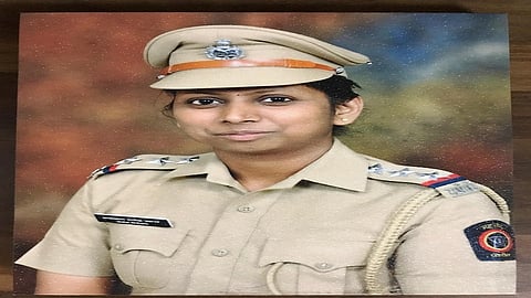 aashalata khapre appointed as traffic police officer in nagpur