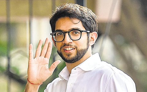 जन्मतः हृदयात तीन ब्लॉक असलेल्या बाळाच्या उपचारासाठी आदित्य ठाकरेंनी दिला मदतीचा हात