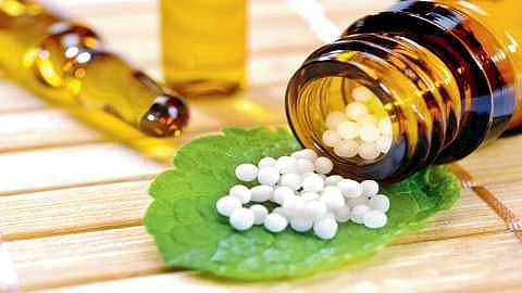 Akola Marathi News Dispute in Zilla Parishad over purchase of Corona medicine