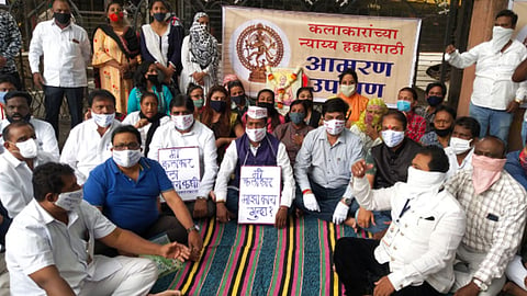 ... म्हणून कलाकारांनी सुरू केलं उपोषण