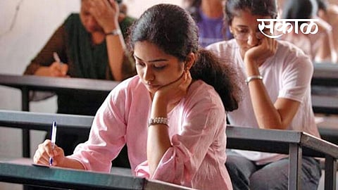 'एमपीएससी’ परीक्षा लांबल्याने लाखो विद्यार्थी वेठीस