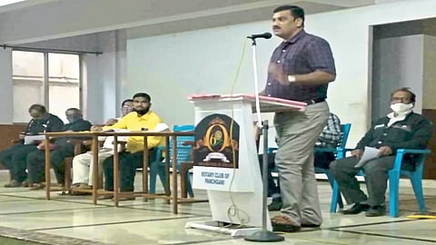 बंद असलेल्या शाळा तातडीने सुरू करा; शिक्षणाधिकाऱ्यांची शाळा व्यवस्थापनाला सूचना