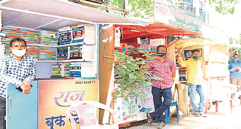waiting for the old book market