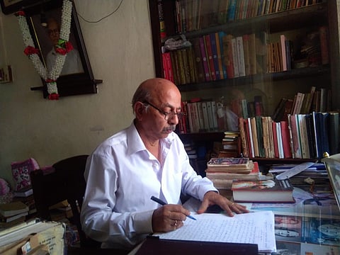 History researcher Dr Ramesh Jadhav sir busy in research