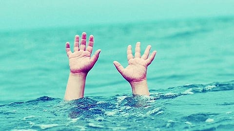 drown