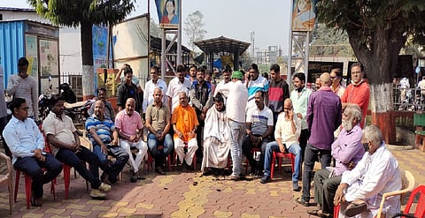 villagers agitated for separate corporation in ghuggus of chandrapur