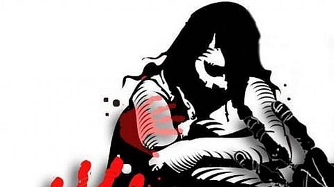 Prostitution business in Mangal Karyalay Crime against five people sangola