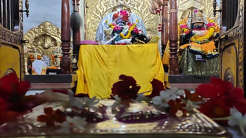 जोतिबा रुपातील सिध्दनाथांची आकर्षक पूजा; मनमोहक रुपाने वेधले लक्ष