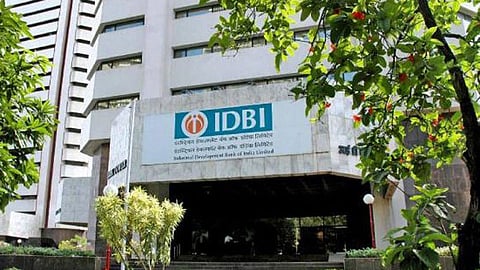 आयडीबीआयमध्ये 445 कोटींचा गैरव्यवहार