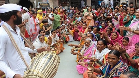 kirtan.jpg