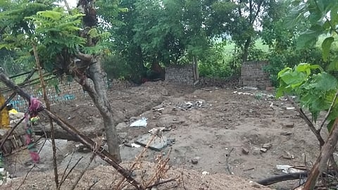 flood affected people from kodamendhi still wait for government help