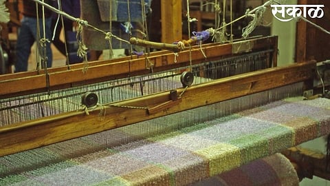 loom companies closed employees face problems in business in sangli