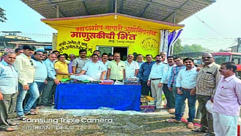 माणगावातील या भिंतीने घडवला चमत्कार