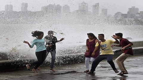 'या' तारखांची नोंद करून ठेवा, या तारखांना यावेळी येणार समुद्रात हायटाईड