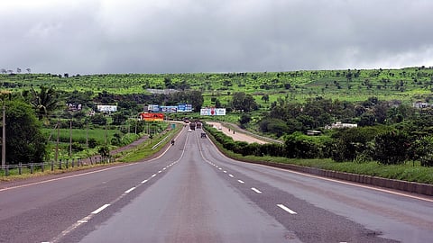 nashik -surat.jpg
