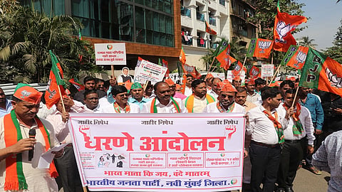 म्हणून... ठाकरे सरकारविरोधात 'ते' झालेत आक्रमक!