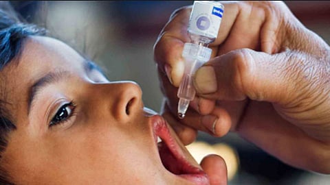 Polio dose