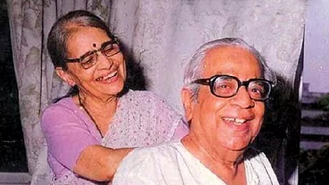 pu-la-deshpande