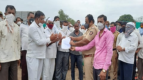 saykheda onion.jpg
