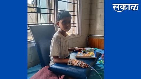 siddhi swallow cancer in kolhapur economic problems family operation