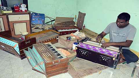 The lockdown stopped the tune and gave the harmonium support