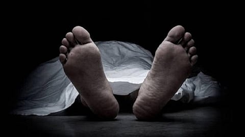 Legs of man admitted in hospital are found in Morgue room in Amravati