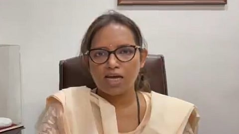 hijab issue varsha gaikwad reaction on saffron shawls student heckled hijab wearing girl video