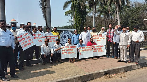 morning walk shivaji university protest