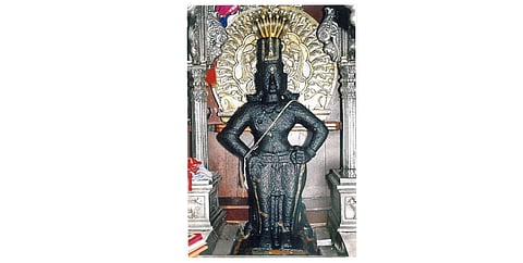 The idol of vitthal will be chemical coating for the fourth time on Tuesday and Wednesday