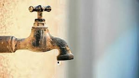 water problem in sawantwadi bus stand