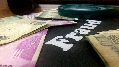 स्टॉक ब्रोकिग कंपनीकडून गुंतवणूकदारांची 450 कोटींची फसवणूक; संचालकाला पोलिस कोठडी