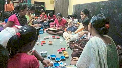 मुलांच्या जाणिवा समृद्ध करणारे खेळ घर