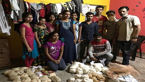 youth of hostel returns in a border in the dodaway sindudurg kokan marathi news