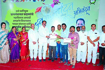 अरे व्वा ! दारूबंदी करणाऱ्या गावाला ५१ लाख रुयांचा निधी !