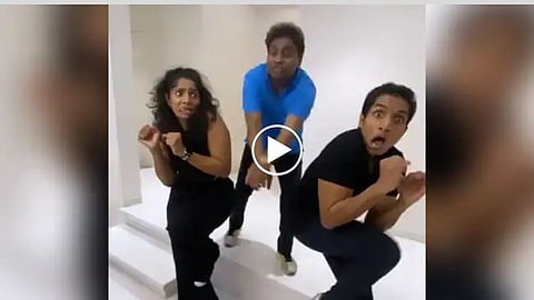 actor Johnny lever fall from sofa while dancing with Jamie lever and Jesse lever video viral