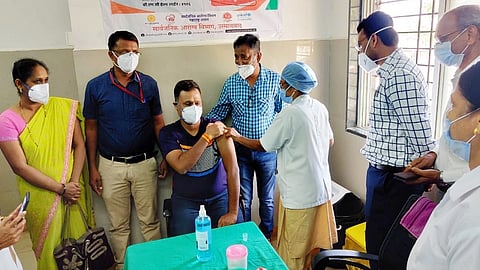 Corona Vaccination In Umarga