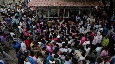 Crowd-for-pass