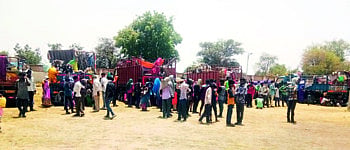 गुजरातमधून अठराशे मजूर जिल्ह्यात परतले