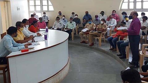 Officials need to go to the actual farm and conduct panchnama in a transparent manner