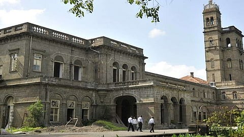Pune University took the online entrance exam of student form home