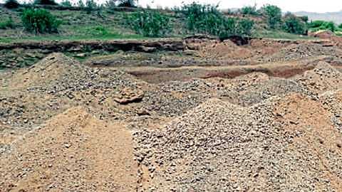 Acne transported illegally in Barshi taluka